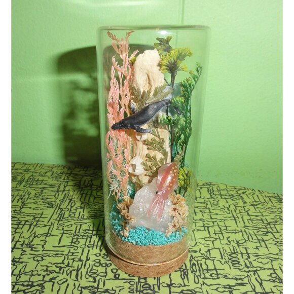 Humpback Whale & Squid Ocean Themed Oddity Jar curiosity dome crystal sea life - Picture 2 of 15